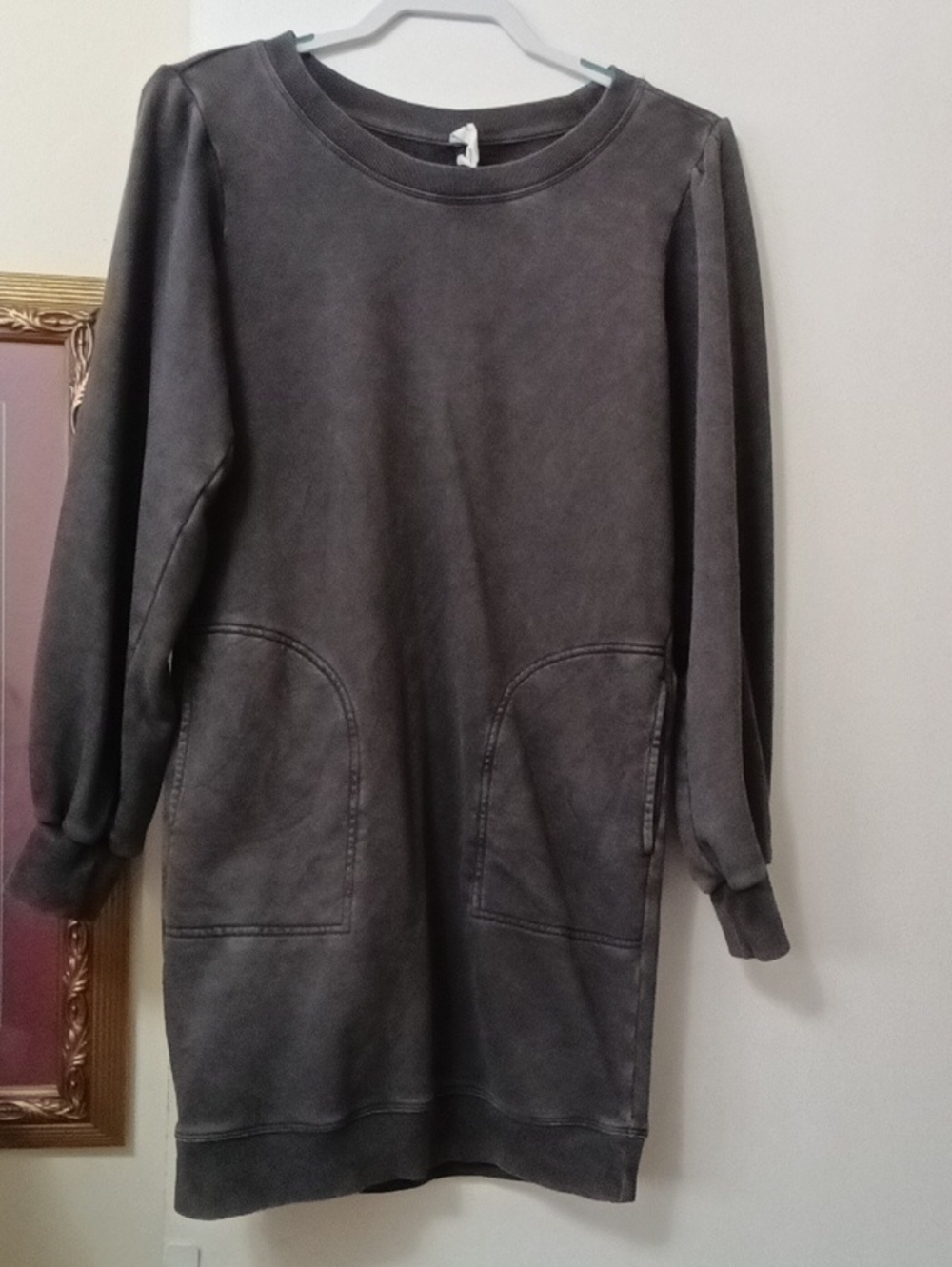 Women’s DAILY PRACTICE Crewneck Long Sleeve Pocket Sweater Dress
